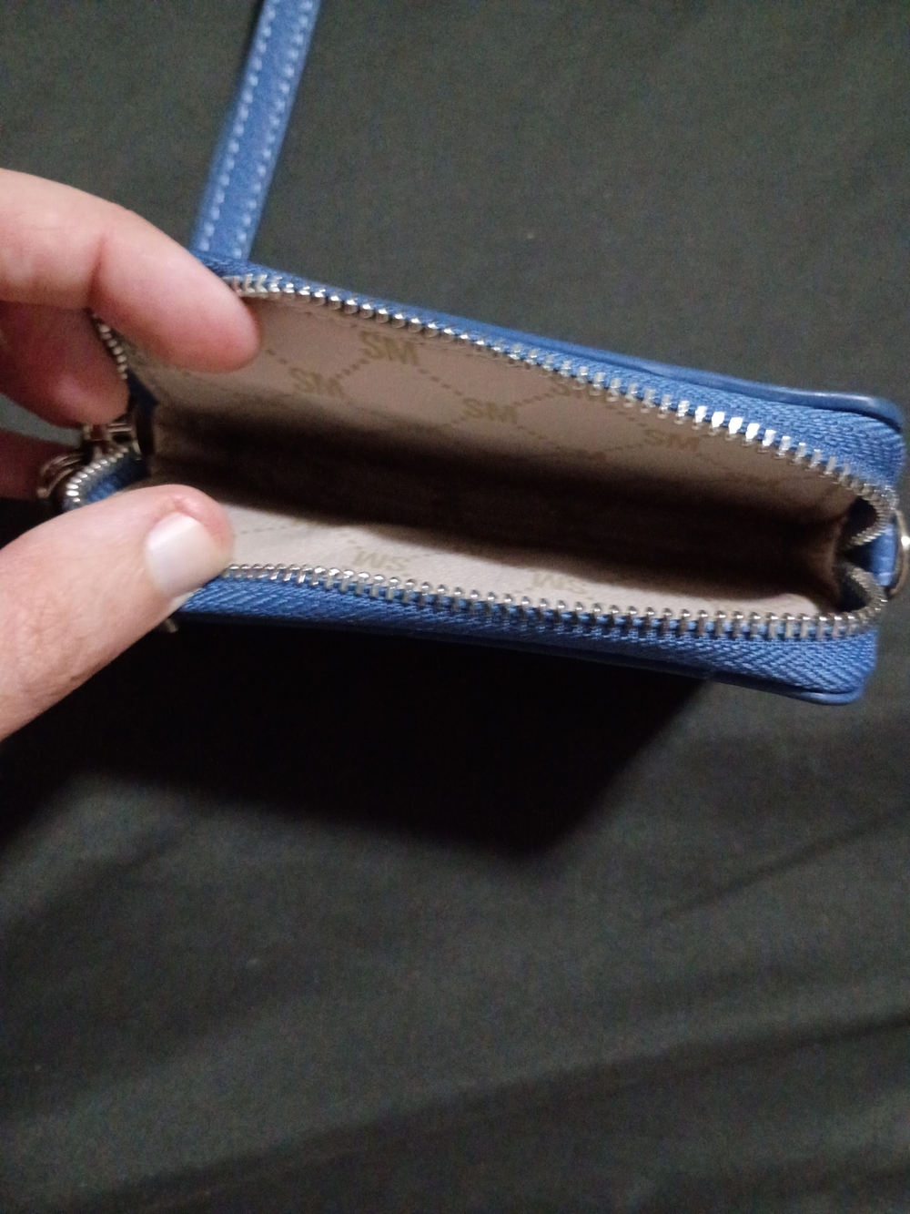 3 Zip Wallets In One - Picture 8 of 8